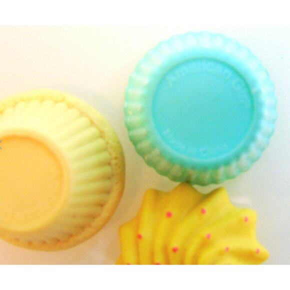 American Girl Doll STACKING CUPCAKE Muffin 3PC Baking Accessory Treat Food - Picture 6 of 8